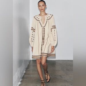 NWT EMBROIDERED DRESS ZW COLLECTION
